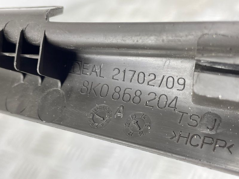 Облицювання передньої стійки праве 8K0868204ADL2 Audi A4 Allroad Audi A4, Audi A4 Allroad, Audi S4
