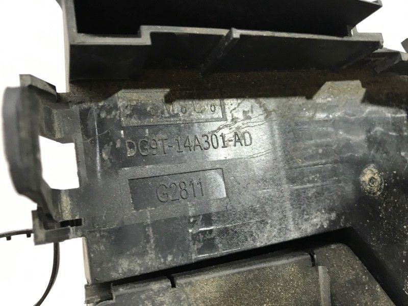 Блок предохранителей DG9T14A301AD Ford Fusion
