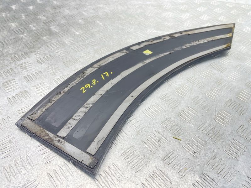 Накладка крыла 4L0853818A Audi Q7