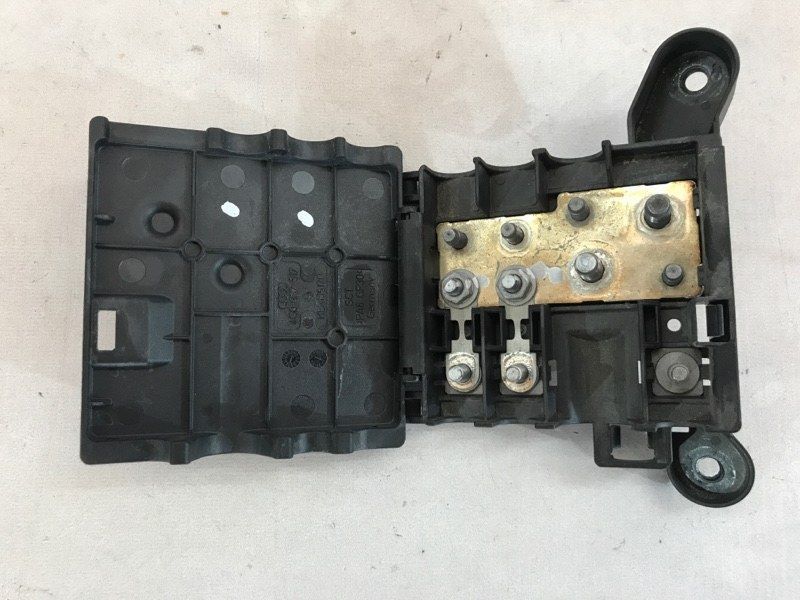 Блок розподільчий 4G0937517 Audi A6
