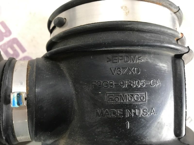 Патрубок повітряного фільтра F2G39F805CA Ford Edge