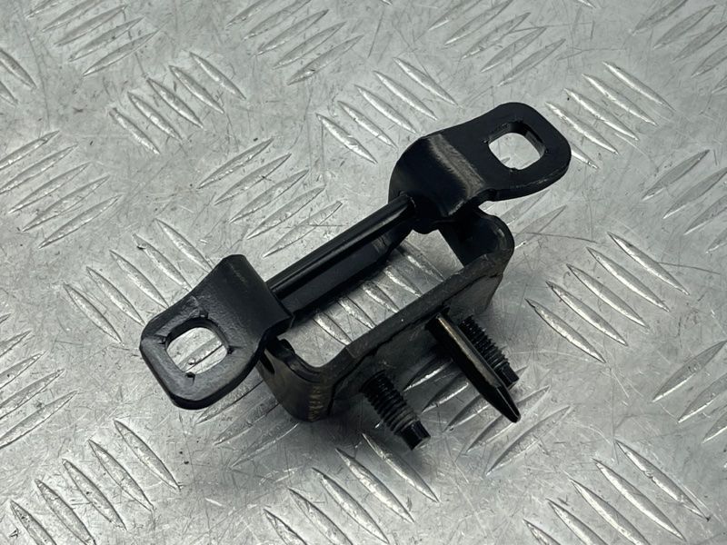 Петля кришки багажника 31335292 Volvo XC60