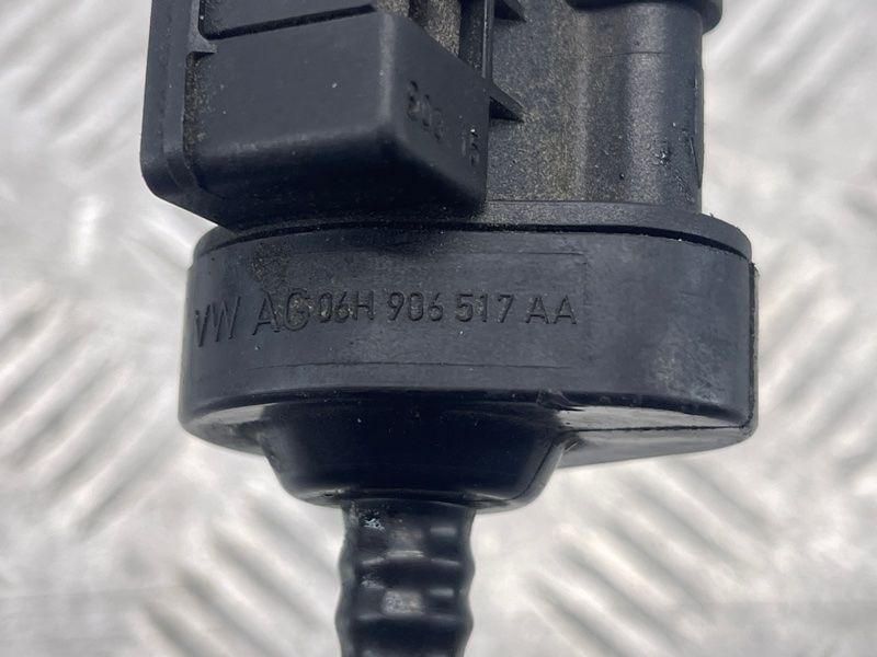 Клапан вентиляции топливного бака 06J133781CE Audi Q3