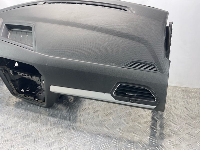 Торпедо з подушкою безпеки 5NN857003HFLG Volkswagen Tiguan