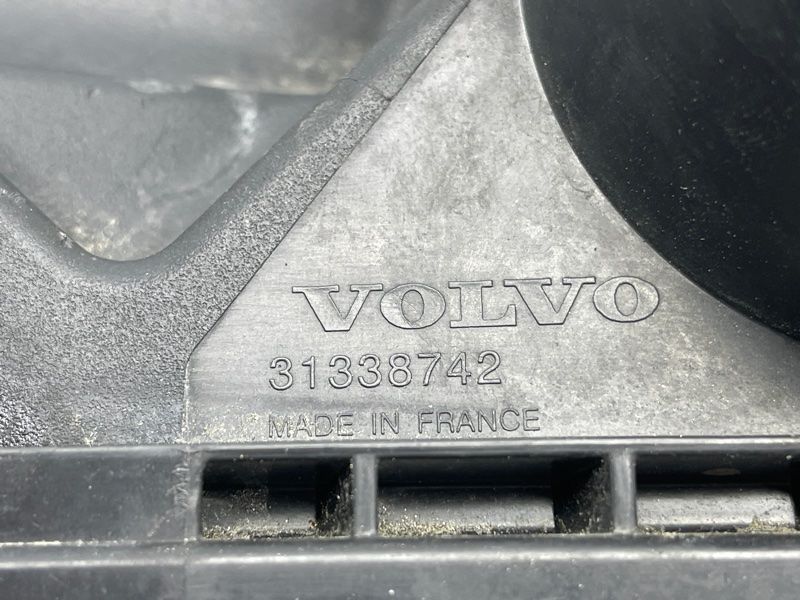 Корпус воздушного фильтра 31338742 Volvo XC90