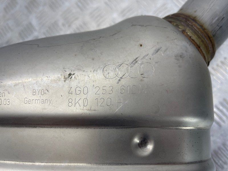 Глушник 4G0253612M Audi A6