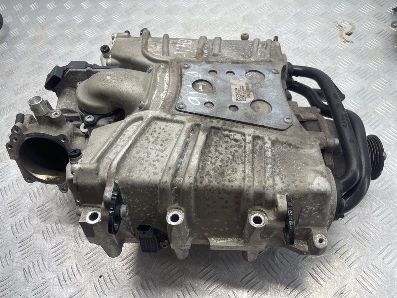 Компресор наддуву 06E145601BF Audi Q7