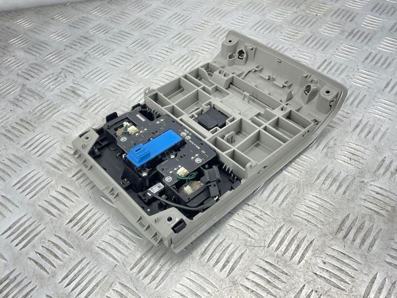 Плафон освітлення салону 5GM947105AQAW Volkswagen Tiguan