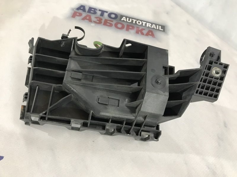 Блок предохранителей DG9T14A301AD Ford Fusion