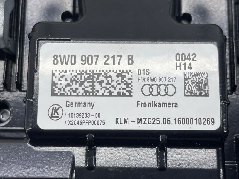 Камера ассистента смены полосы движения 8W0907217B Audi A4 Allroad