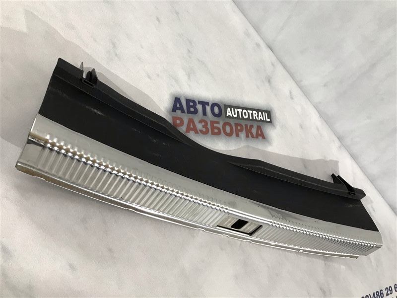 Накладка багажника 4g8863471 Audi A7
