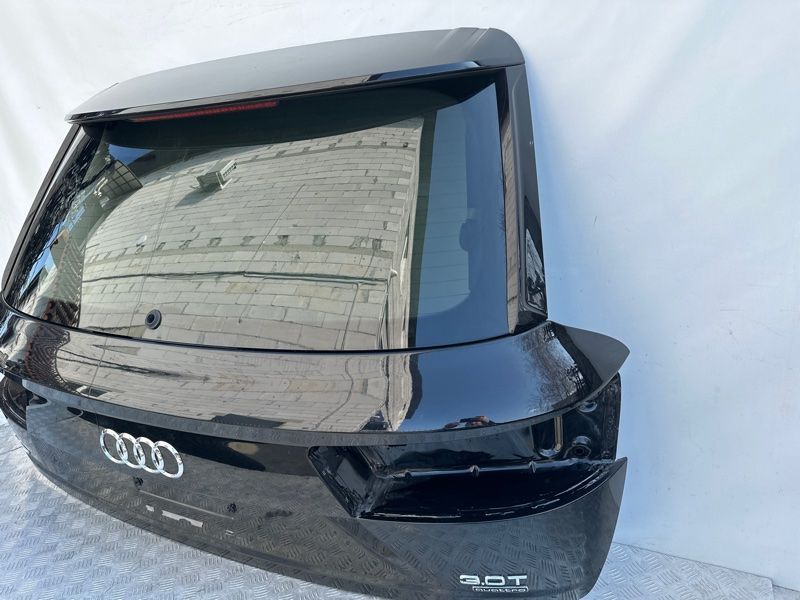 Кришка багажника 4M0827025D Audi Q7