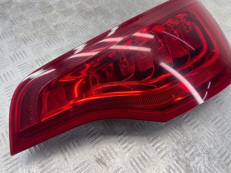 Стоп / Фонарь LED 4L0945094G Audi Q7