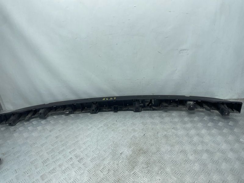 Направляющая заднего бампера 4M0807458 Audi Q7
