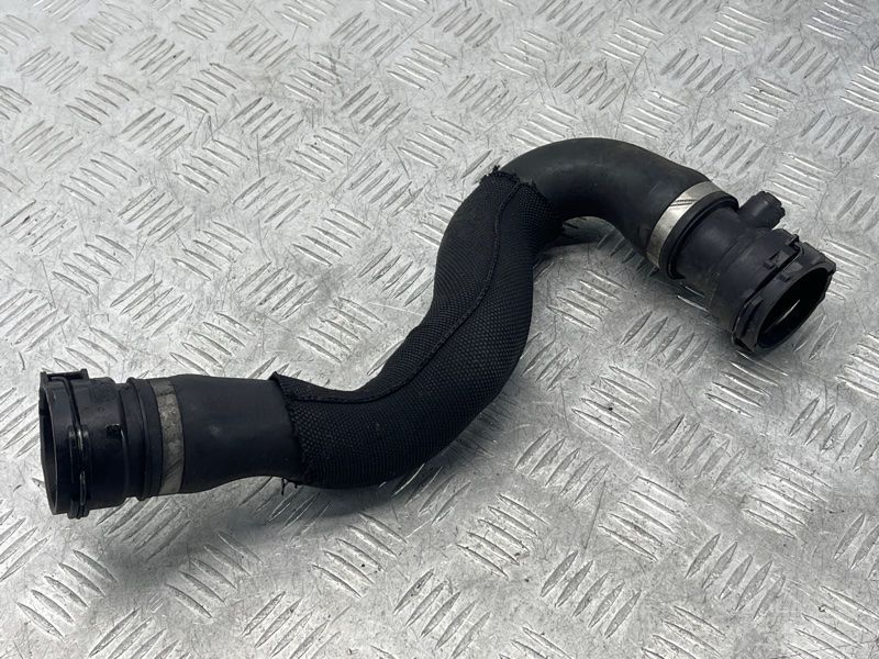 Патрубок 4g0121049q Audi A7