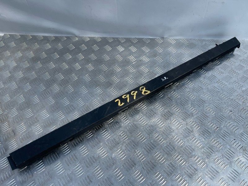 Кронштейн порогу 31395858 Volvo XC90
