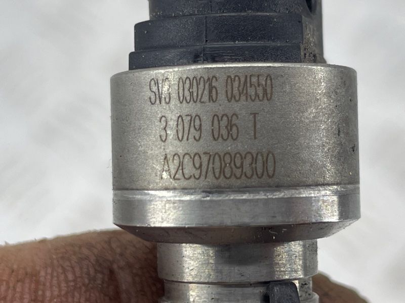Паливна форсунка 3079036T Audi A8