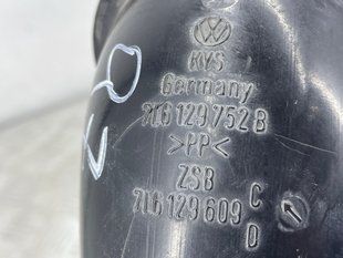 Патрубок воздушный 7L6129752B Audi Q7