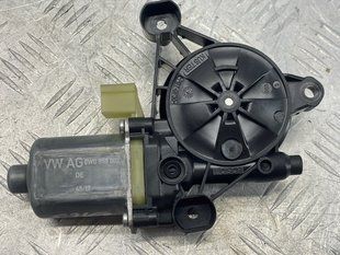 Мотор стеклоподъемника 8W0959802 Audi Q7