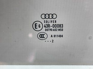 Стекло двери Audi A7