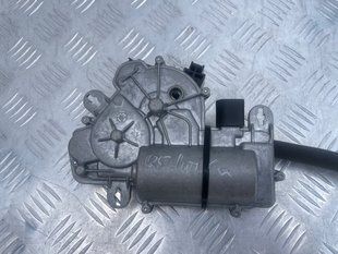 Двигатель доводчика крышки багажника 3V5827887B Audi Q5