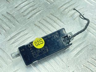 Підсилювач антени 4F9035225R Audi A6