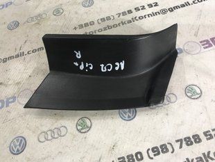 Накладка ліхтаря 4G5853268 Audi A6