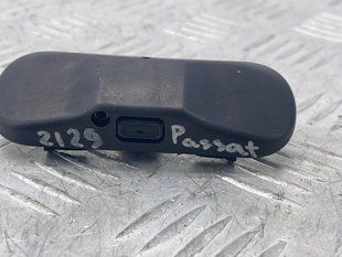 Форсунка омывателя лобового стекла 5M0955985C Volkswagen Passat