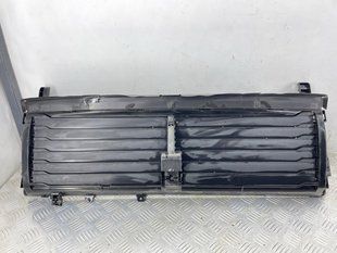 Рамка жалюзей радиатора 80A121223 Audi Q5