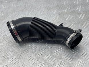 Патрубок повітряного фільтра 4G0129615J Audi A6