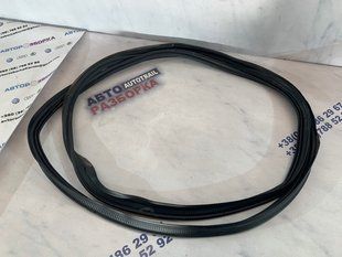 Ущільнювач багажника 4G8827705B Audi A7