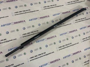 Ущільнювач дверей 7P0837471 Volkswagen Touareg