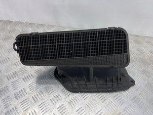 Повітрозабірник 4G1819904A Audi A6
