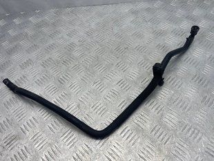 Трубка вакуумная 5N0133366E Audi Q3