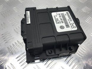 Блок керування АКПП 0C8927750BC Volkswagen Touareg