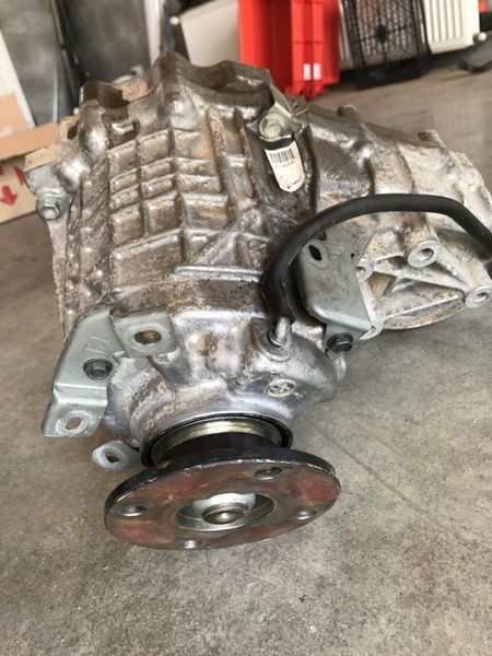 Роздаткова коробка 331004GA0A Infiniti Q50