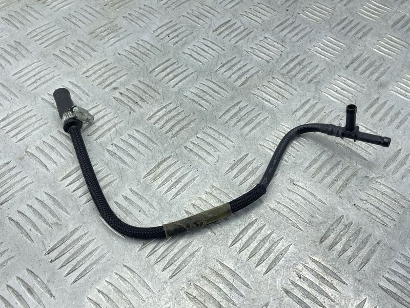 Трубопровід системи охолодження 059121086F Volkswagen Touareg