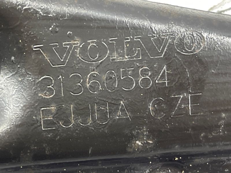 Рычаг задней подвески поперечный верхний 31360584 Volvo XC90