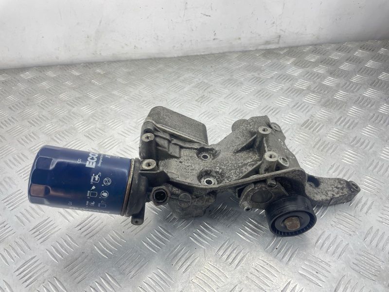 Корпус масляного фільтра 06j903143ag Volkswagen CC