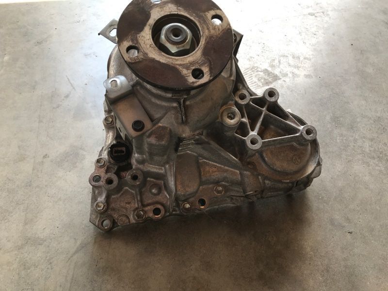Роздаткова коробка 331004GA0A Infiniti Q50