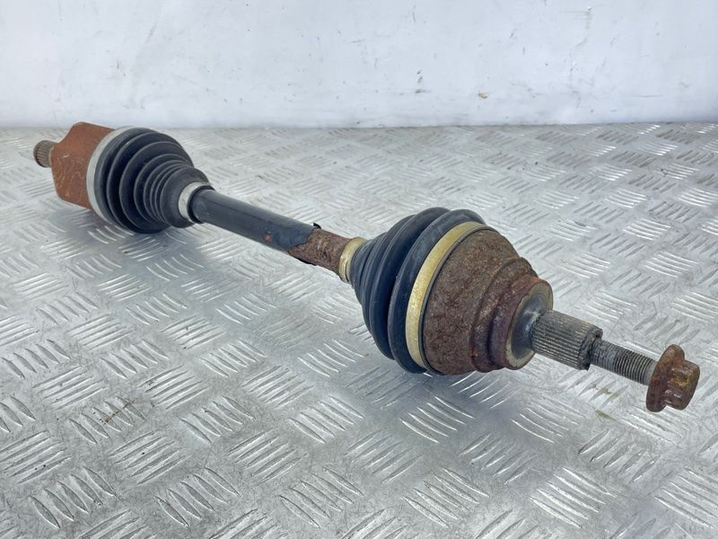 Полуось 5N0407761N Volkswagen Tiguan