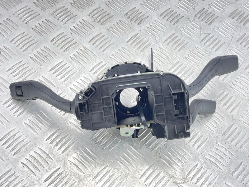 Блок підкермових перемикачів 4F0953549E Audi Q7