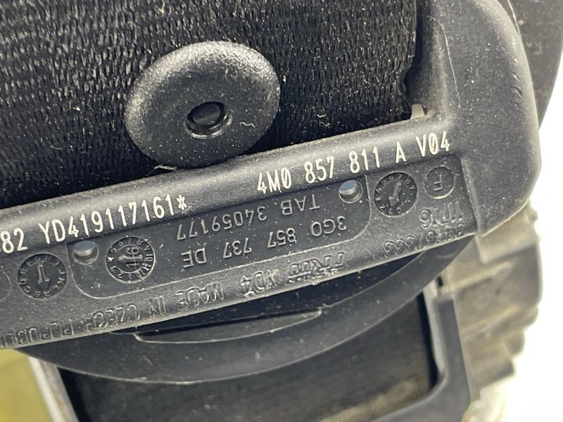 Ремінь безпеки сидіння 3-го ряду 4M0857811AV04 Audi Q7