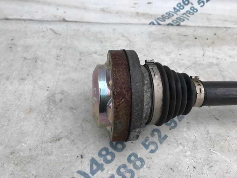Піввісь 8K0501202 Audi S4
