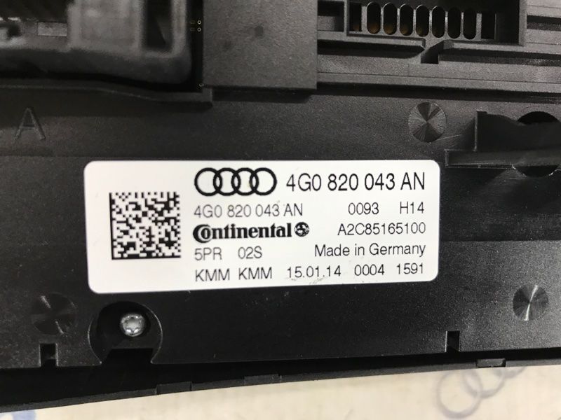 Панель керування клімат-контролем 4G0820043BE5PR Audi A6