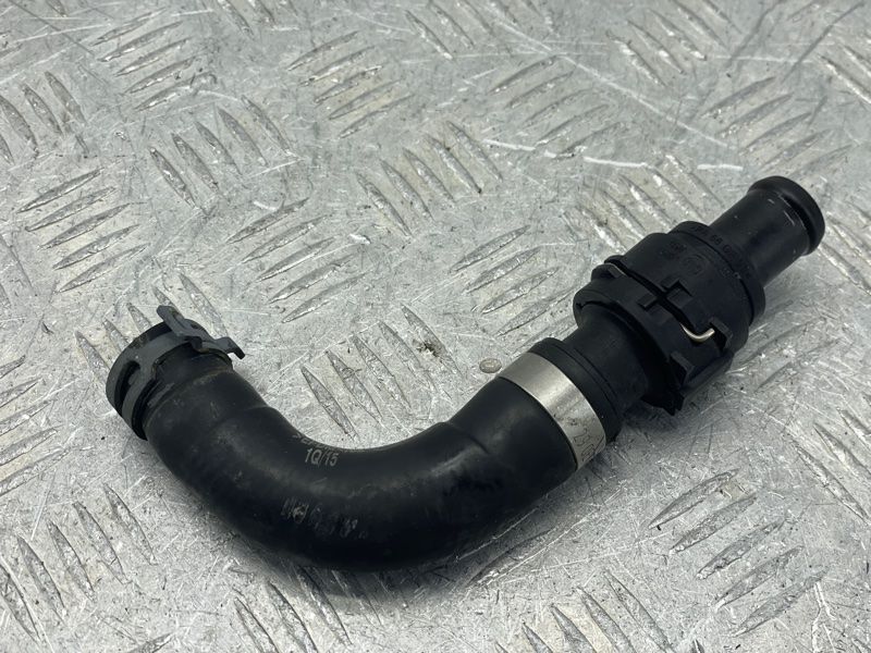 Патрубок 4G0819332C Audi A6