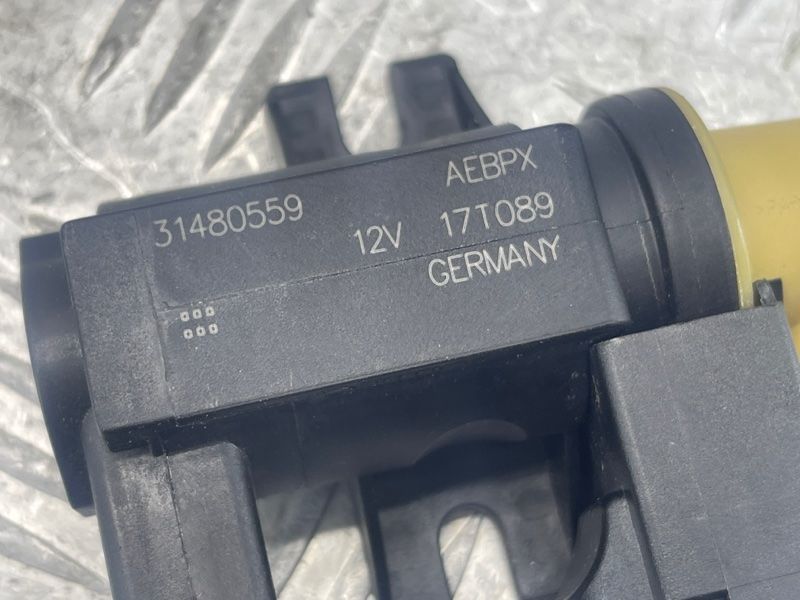 Клапан вакууму 31480559 Volvo XC60