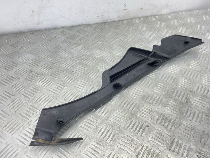 Накладка фары 4G8805285D Audi A7