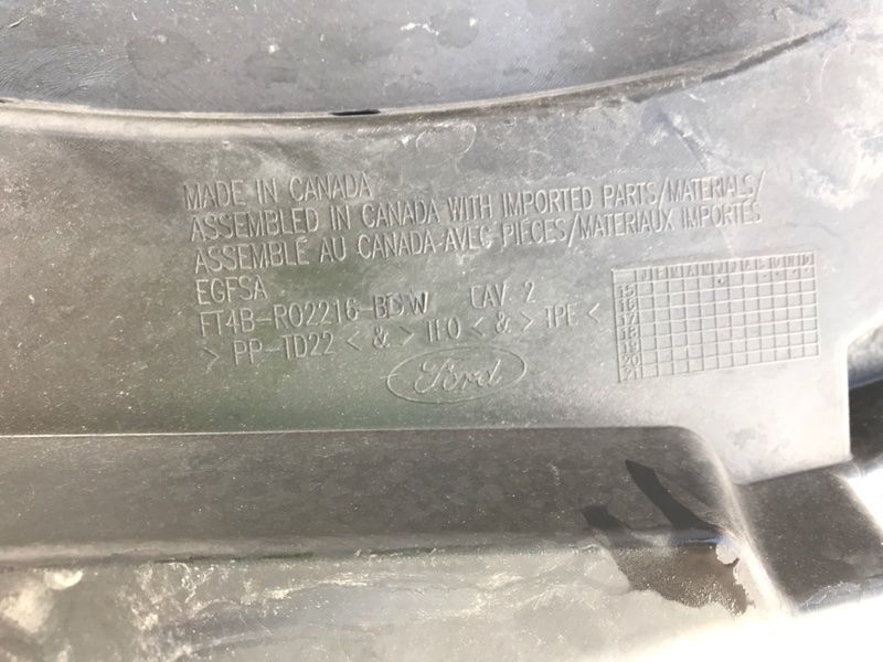 Жабо верхнє FT4BR02216BDW Ford Edge