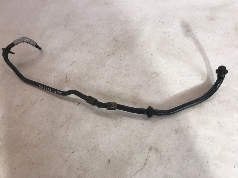 Трубка вакуумная 7P0611932T Volkswagen Touareg